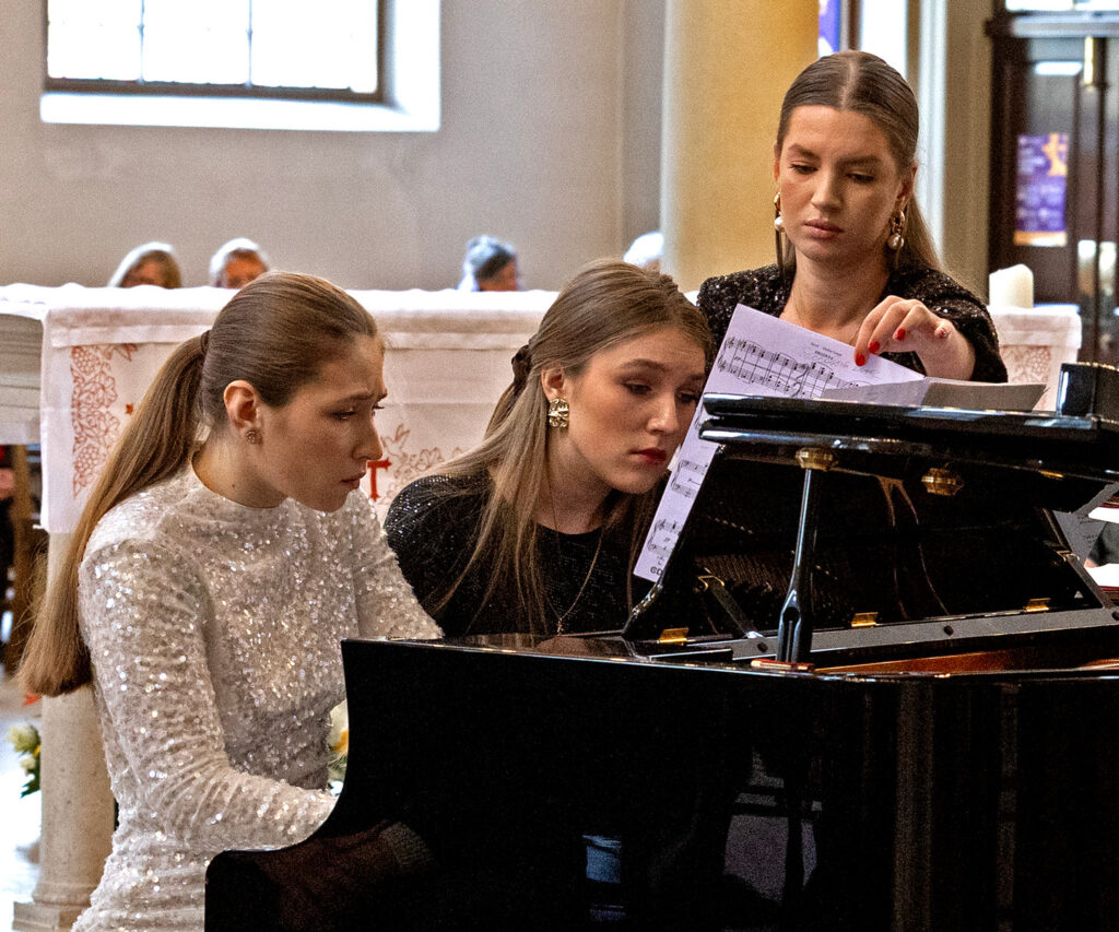 20260211-TrioMuse-28