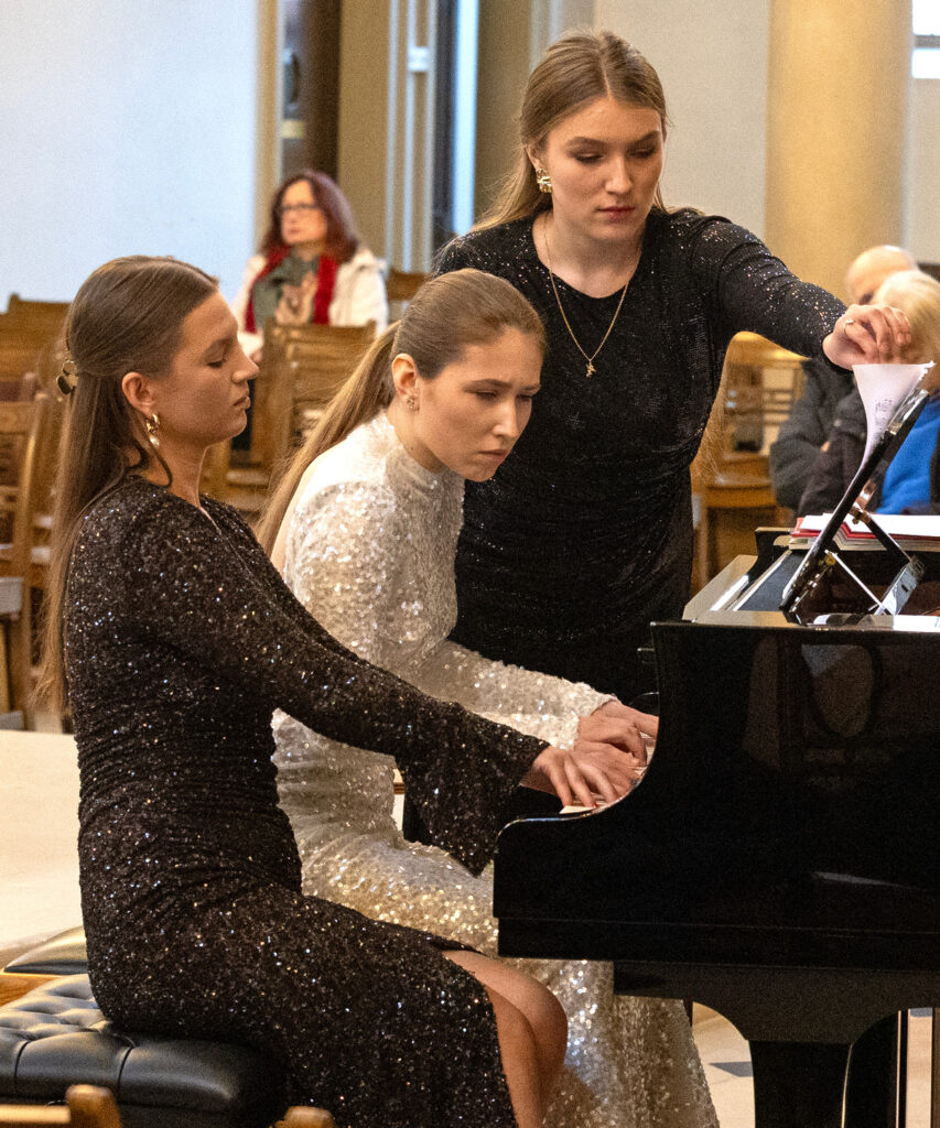 20260211-TrioMuse-37